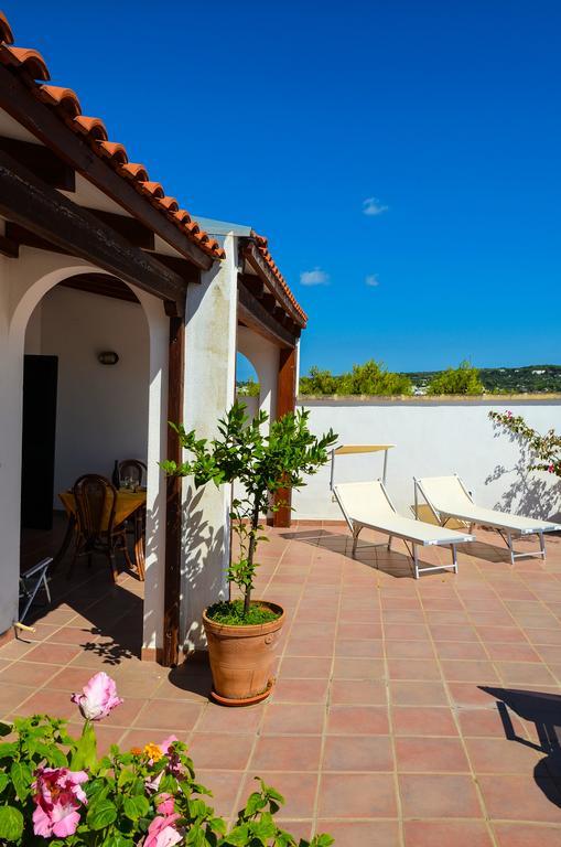 Leuca Residence Santa Maria di Leuca Habitación foto